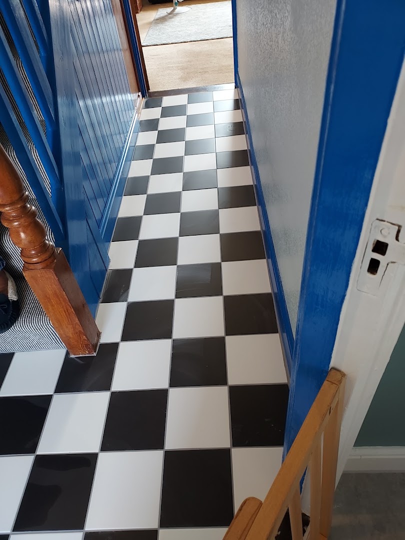 Paul the Tiler - Free and friendly advice. Quality, Qualified, and fully insured. — Photos 3